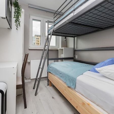 Family Apartment With Balcony In Gdynia By Noclegi Renters Екстер'єр фото