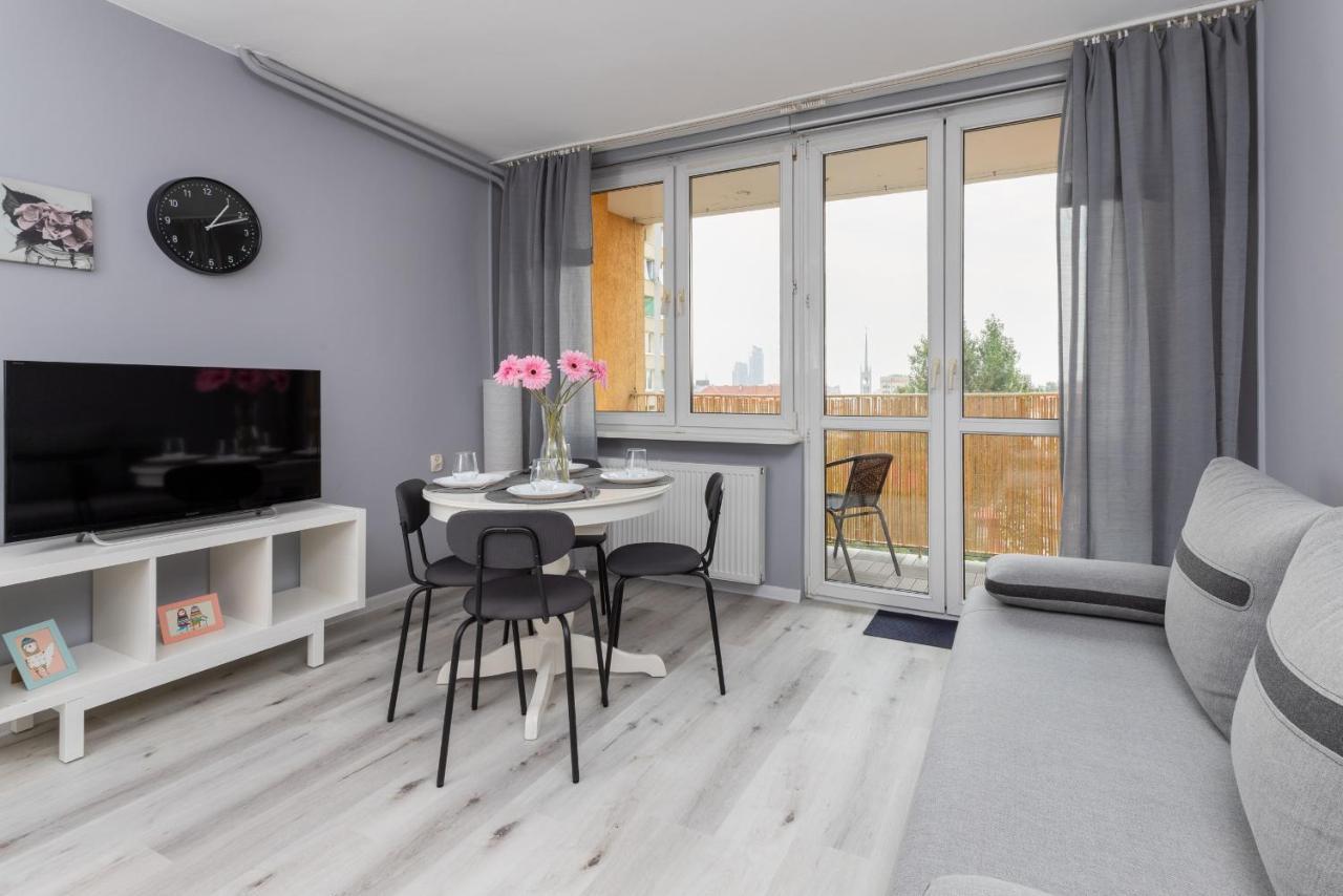Family Apartment With Balcony In Gdynia By Noclegi Renters Екстер'єр фото