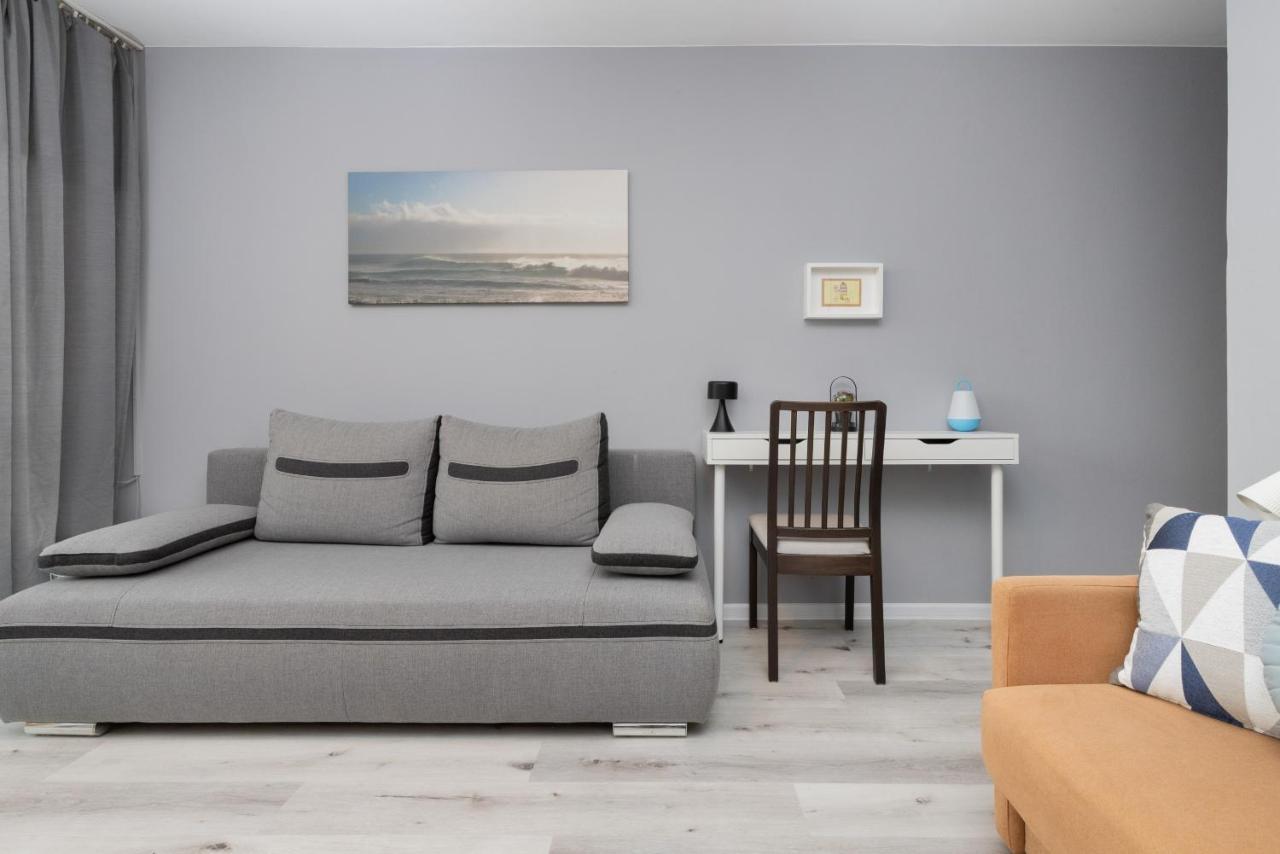Family Apartment With Balcony In Gdynia By Noclegi Renters Екстер'єр фото